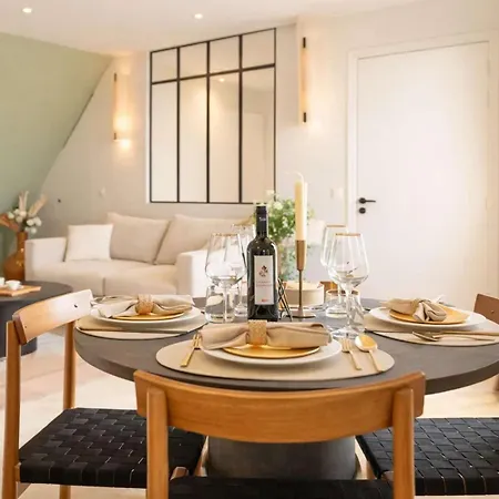 Loft With Terrace Jacuzzi & Lift Near Invalides דירה *